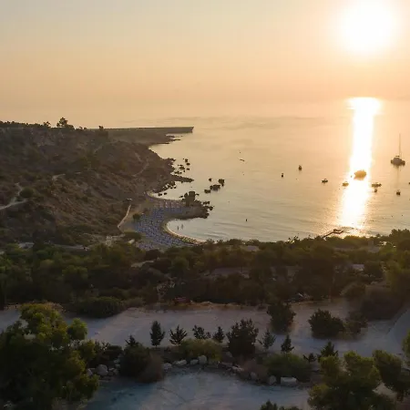 Sanders Bayfront Luxury Villas Βίλα Πρωταράς