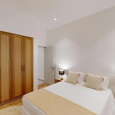 Sanders Bayfront Luxury Villas Πρωταράς