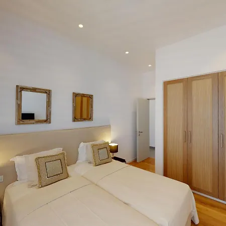 Sanders Bayfront Luxury Villas * Πρωταράς