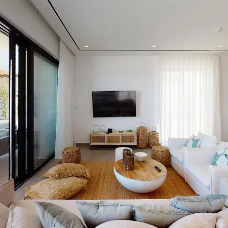 Βίλα Sanders Bayfront Luxury Villas *